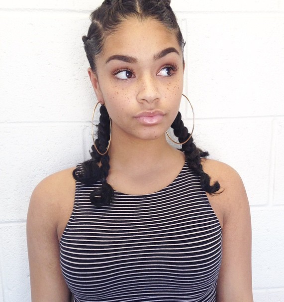 Ebony Cute - Cute Ebony Teen Girl With Freckles